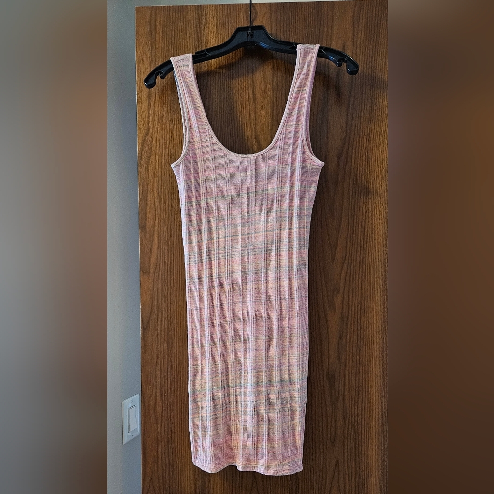 Forever 21 Pink and Gray Knit Top